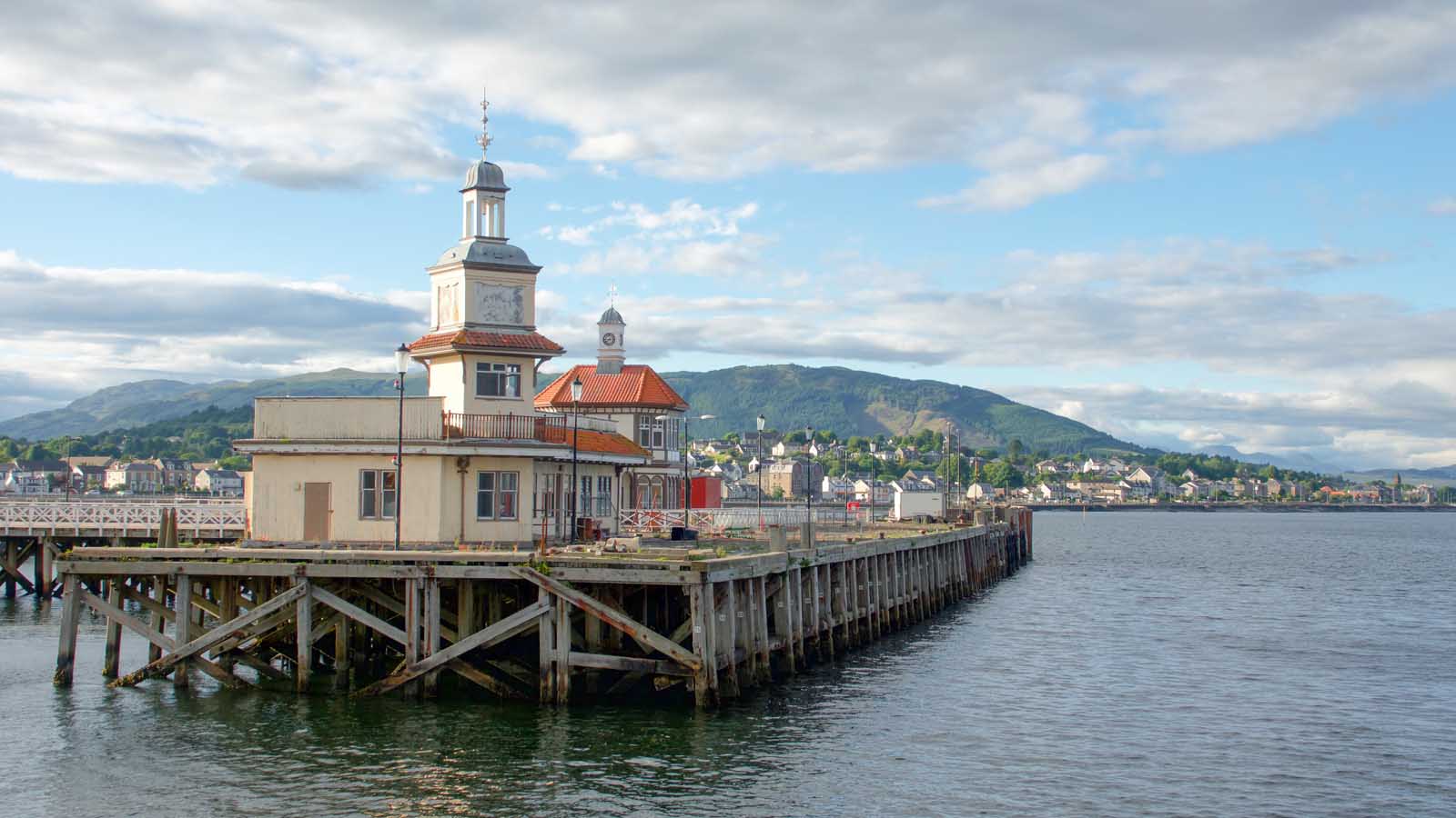 pier-dunoon-firth-of-clyde-rosneath-castle-holiday-park-scotland-
